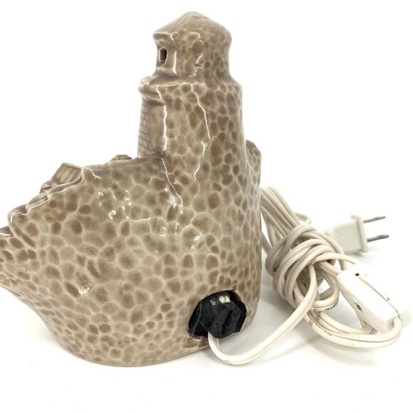 Larry Thrun Vintage Tampa Bay Mold Co. 1994 Light House Larry Thrun - Picture 3 of 9